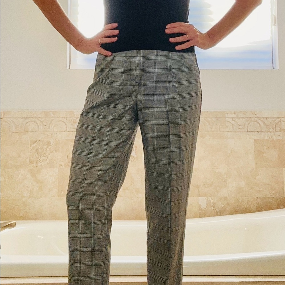LOFT Women's Black and Gray Cropped Checkered Trousers